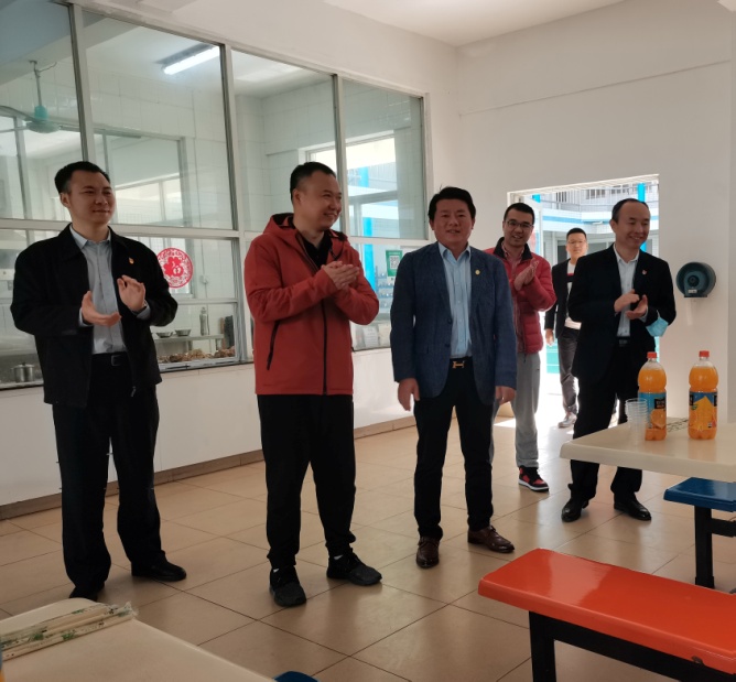 廣州市黃埔區(qū)區(qū)委常委、政法委書記雷虎一行走訪鹿山集團(tuán)